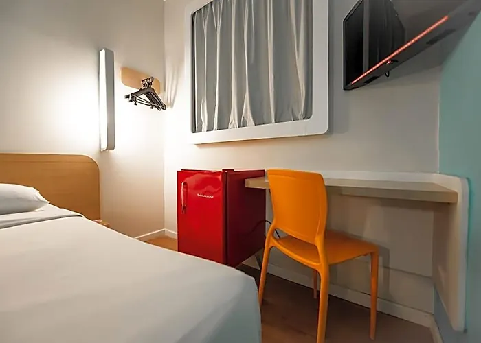 Hotel Ibis Budget - Super Economico 3*