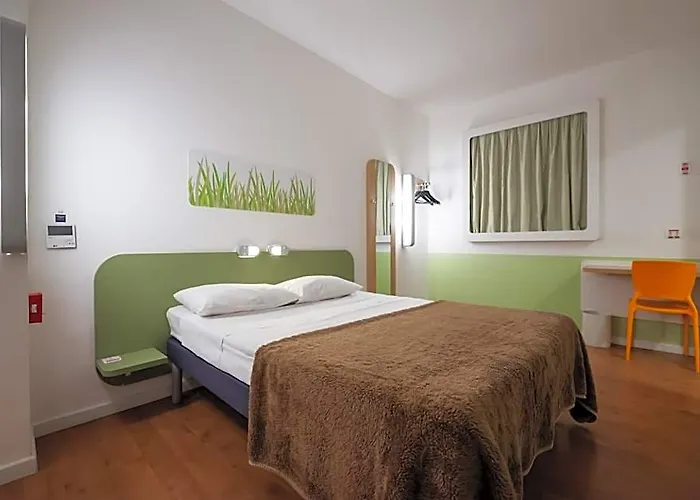Hotel Ibis Budget - Super Economico Porto Alegre